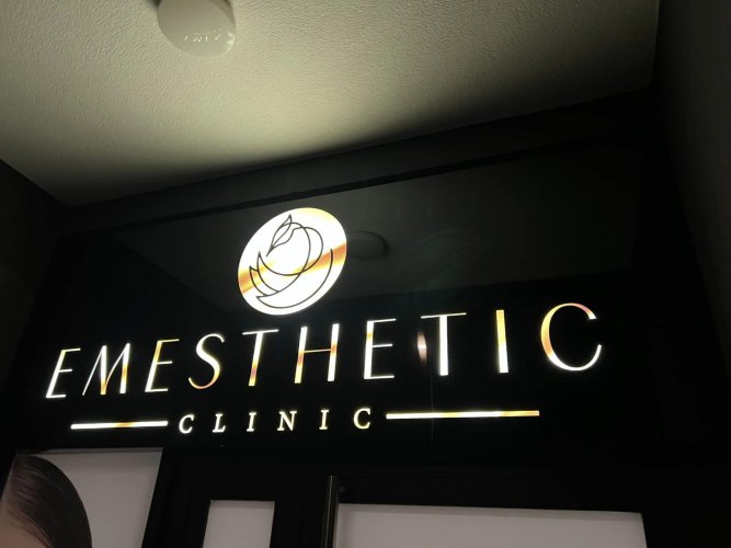 Emesthetic