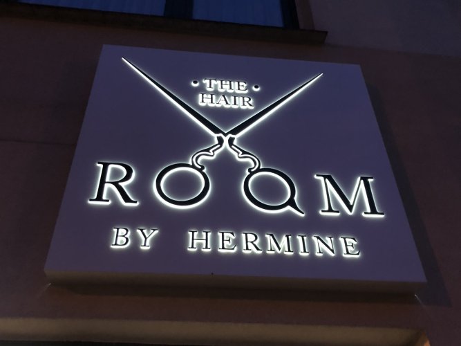 The Hair Room By Hermine