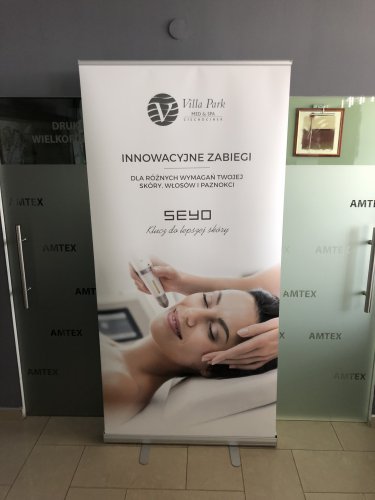 Roll-up Ekonomiczny Villa Park 